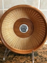 6" tray basket with scrimshaw